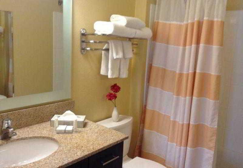 Towneplace Suites By Marriott San Diego Carlsbad / Vista Exterior foto